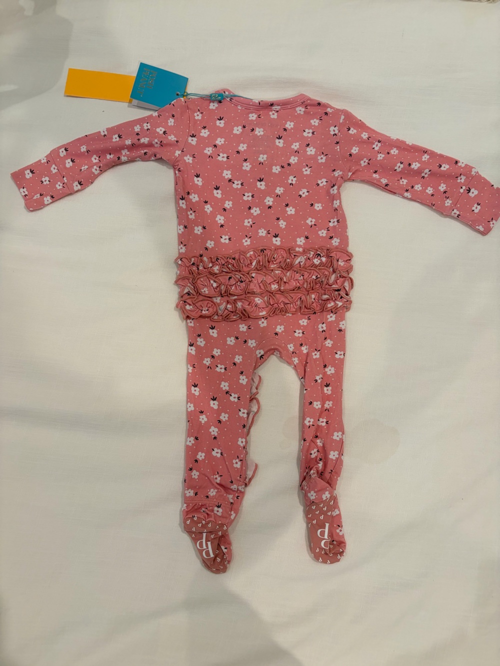 Posh Peanut Footie Riffled Zippered some Piece Pink Floral